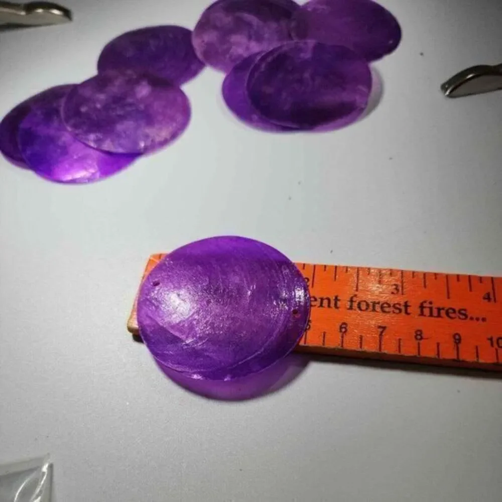 12x Round Capiz‎ Seashells with Holes for Jewelry Making, Decor, Wind Chimes 2